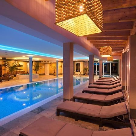 Hotel Honti Wellness Es Konferencia Szalloda Вишеград Экстерьер фото