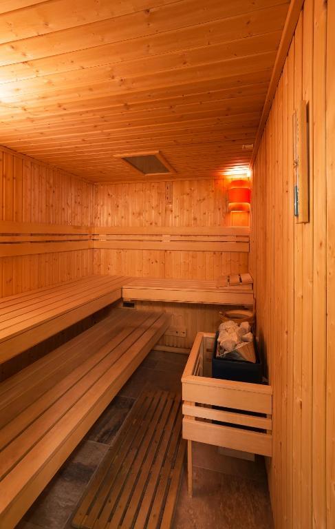 Hotel Honti Wellness Es Konferencia Szalloda Вишеград Экстерьер фото