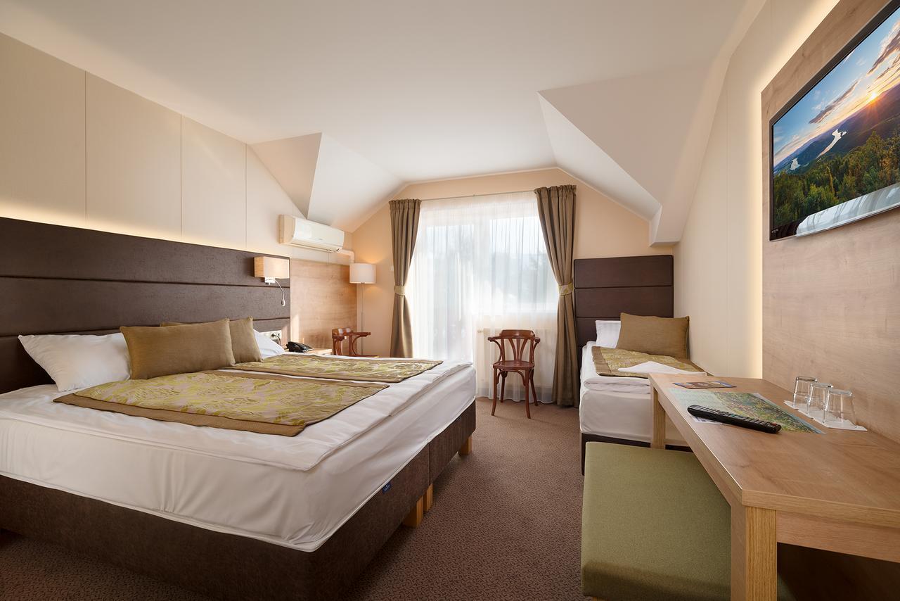 Hotel Honti Wellness Es Konferencia Szalloda Вишеград Экстерьер фото